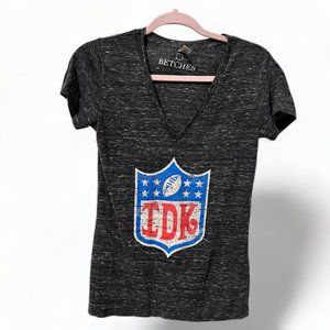 🌟👚 Betches V-Neck Cap Sleeve Graphic Tee - IDK (NFL) Logo, Grey, Size Small 👚